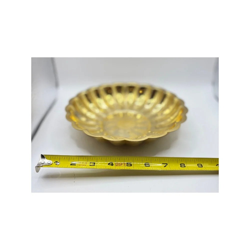 Vintage Brass Scalloped Dish Gold Fluted Trinket Bowl Sunburst Center 5.5 Inch